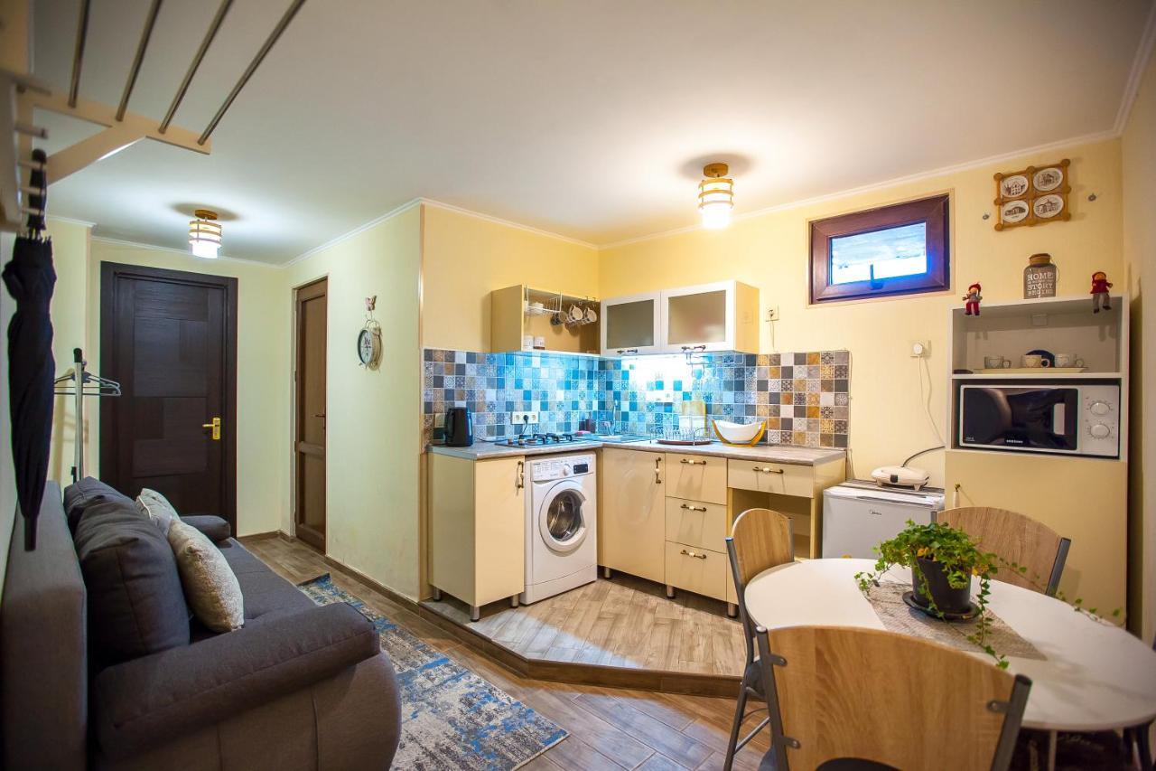 Apartments Beautiful Tbilisi On L.Meskhishvili Turn 1 Ngoại thất bức ảnh